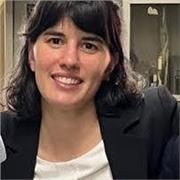 Laureata (e dottorata) in biologia molecolare con lode impartisce lezioni di biologia e chimica online per superiori e università